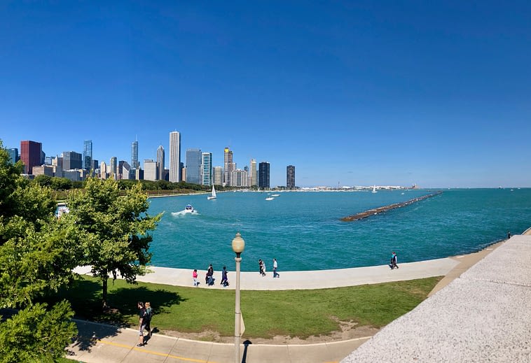 Skyline and Lake Michigan from the Shedd Acquarium, Chicago, Illinois